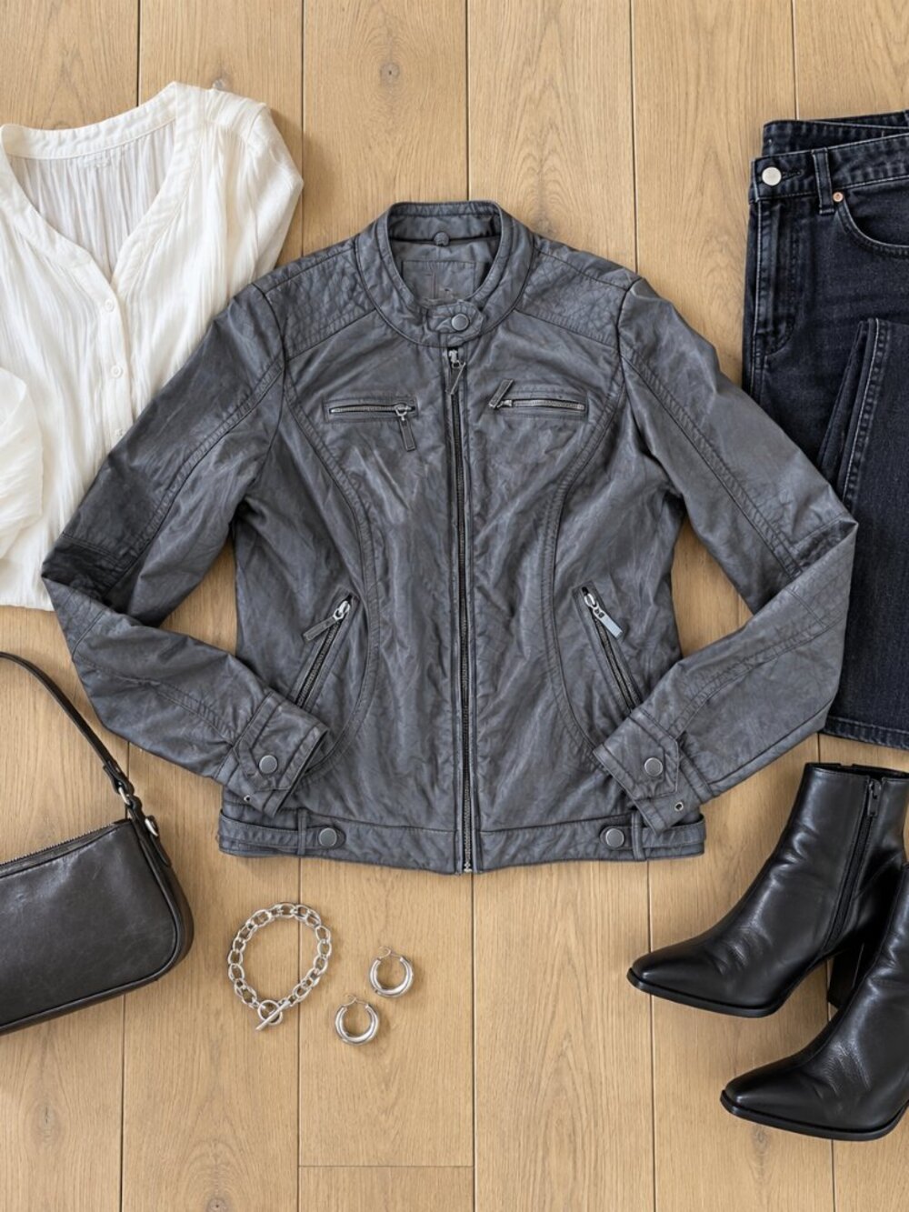 ✨J2 Slate Gray Faux Leather Moto Jacket Quilted Shoulder Details S✨
